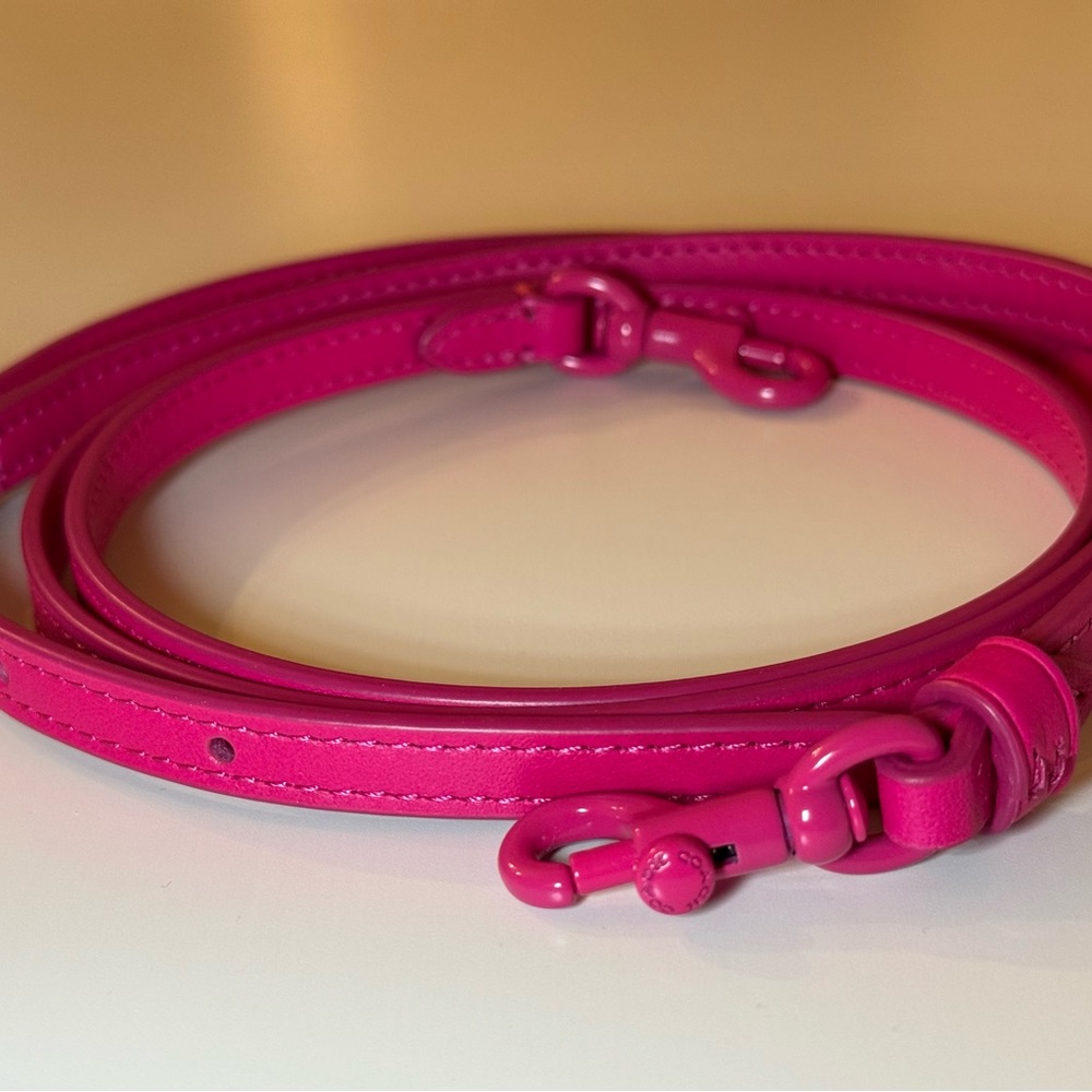 Coach Tea Rose Crossbody in Dragonfruit - Picture 8 of 12